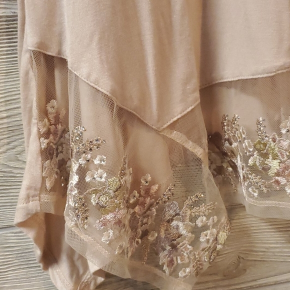 Origami Blush Tunic - Picture 2 of 5